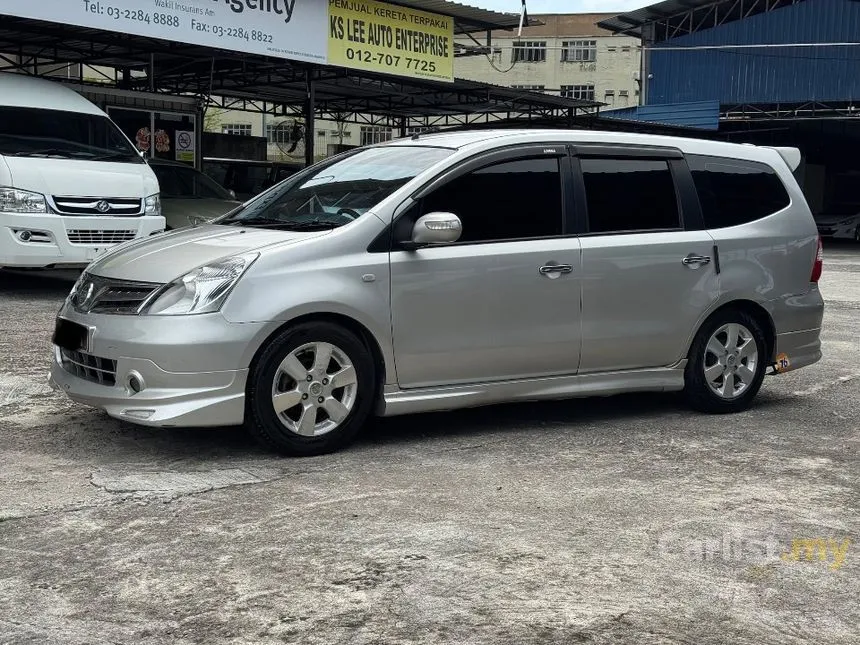 2011 Nissan Grand Livina Comfort MPV