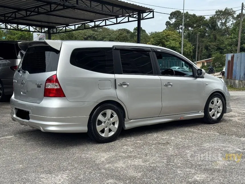 2011 Nissan Grand Livina Comfort MPV