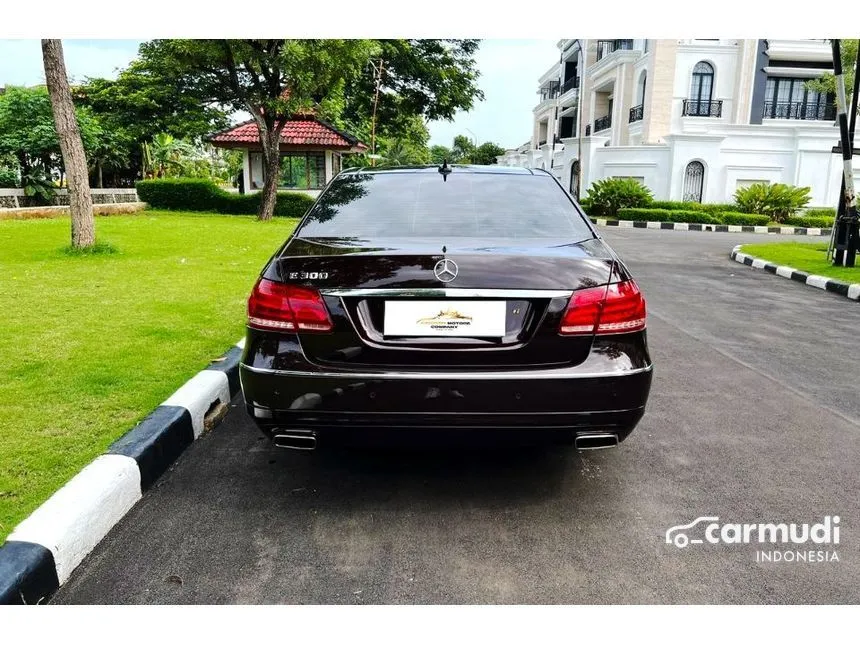 2011 Mercedes-Benz E300 Elegance Sedan