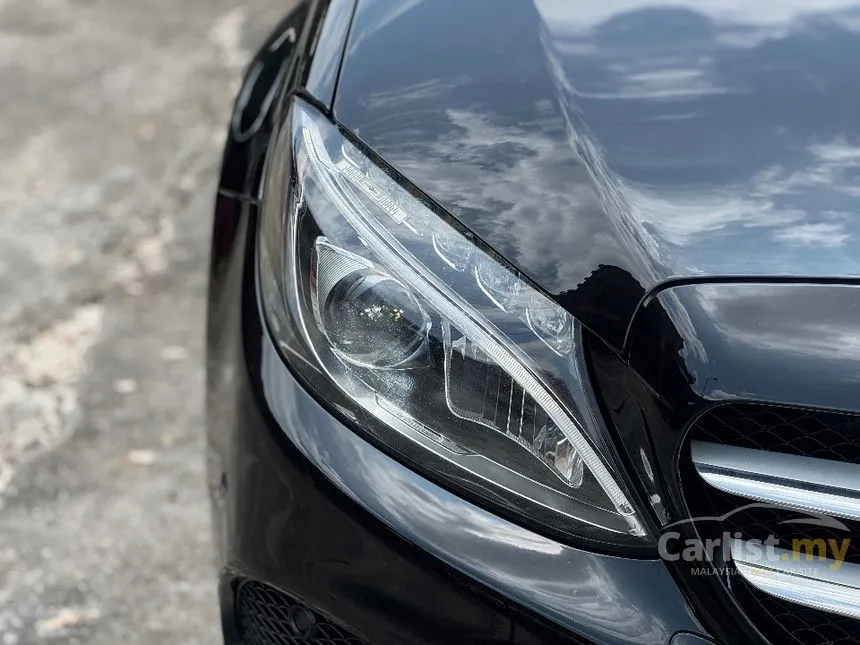 2017 Mercedes-Benz C180 AMG Sports Package Sedan
