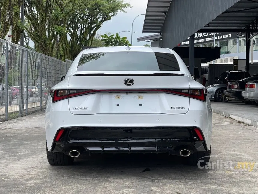 2021 Lexus IS 300 F Sport Sedan