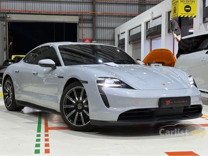 2022 Porsche Taycan Sedan