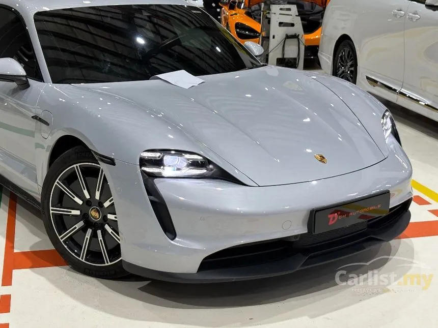 2022 Porsche Taycan Sedan