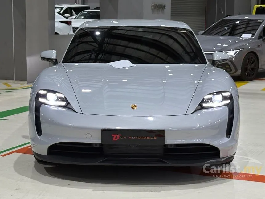 2022 Porsche Taycan Sedan
