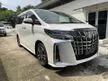 Recon 2022 Toyota Alphard 2.5 SC SUNROOF ** 3BA NEW FACELIFT **