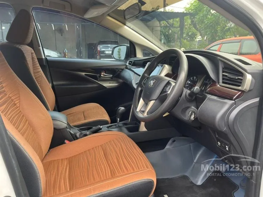 2016 Toyota Kijang Innova V MPV