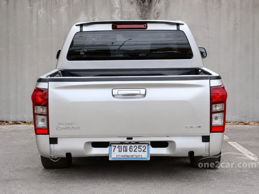 2018 Isuzu D-MAX S Cab-4 Pickup