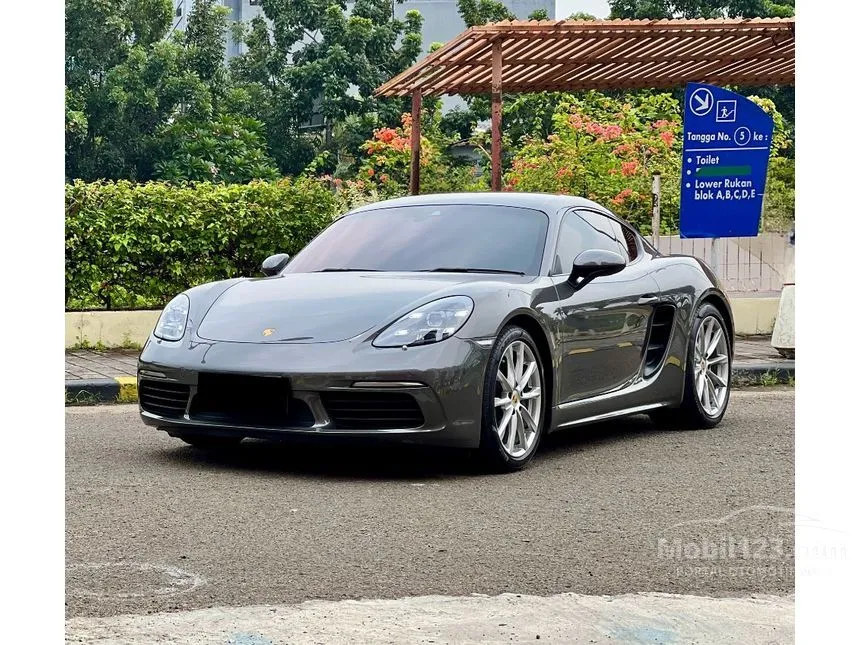 Jual Mobil Porsche 718 2018 Cayman 2.0 di DKI Jakarta Automatic Coupe Abu
