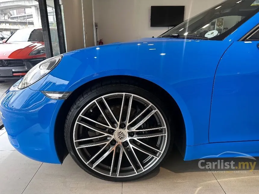 2022 Porsche 718 Boxster Convertible