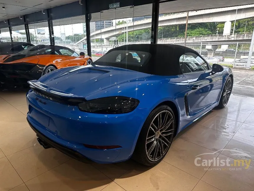 2022 Porsche 718 Boxster Convertible