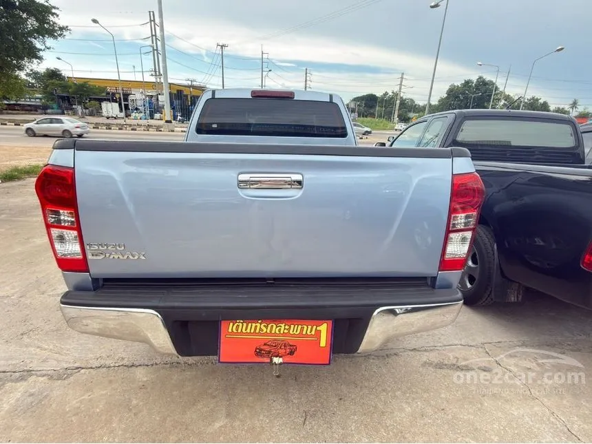 2014 Isuzu D-MAX Z Space Cab Pickup