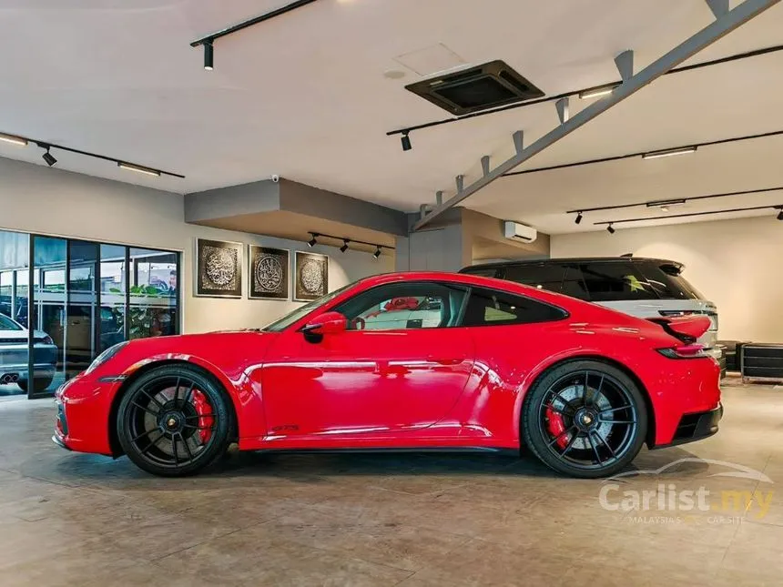 2022 Porsche 911 Carrera GTS Coupe