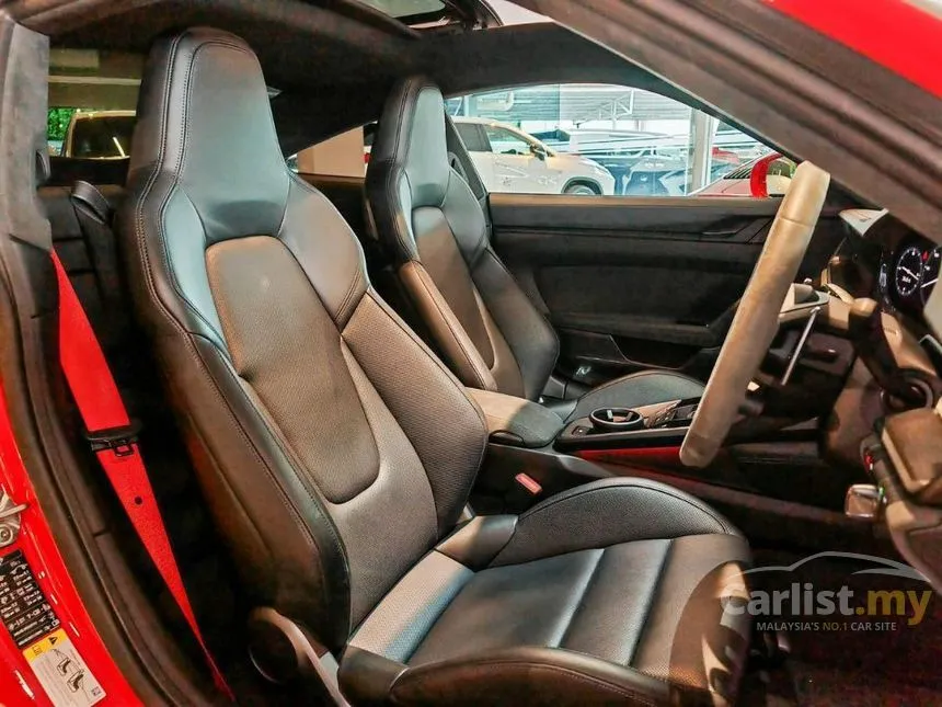 2022 Porsche 911 Carrera GTS Coupe