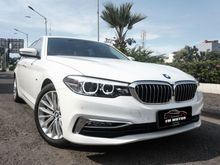 2018 BMW 530i 2.0 Luxury Sedan odo 11 ribu, BRI dan BSi Aktif, tinggal pakai