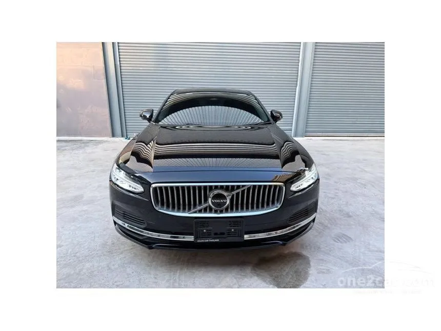 2026 Volvo S90 Recharge Ultimate T8 Bright Sedan