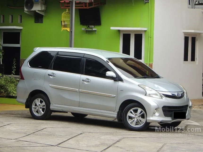 Jual Mobil Toyota Avanza 2014 Veloz 1.5 di DKI Jakarta Automatic MPV Silver Rp 120.000.000