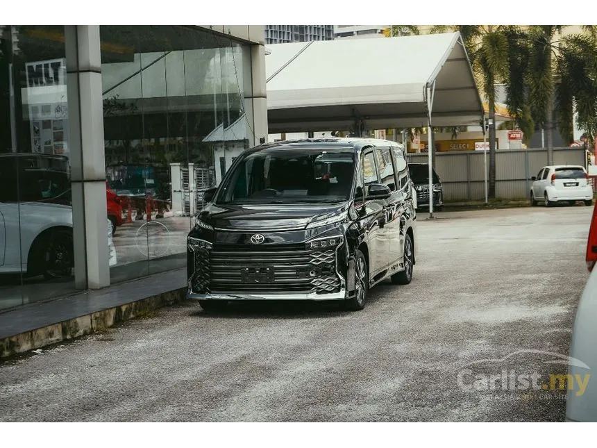 2022 Toyota Voxy S-Z MPV