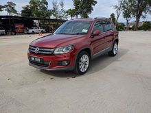 2011 Volkswagen Tiguan 2.0 TSI SUV 4MOTION