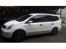 2011 Nissan Grand Livina 1.5 SV MPV WARNA PUTIH