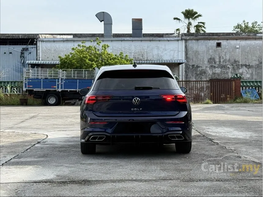 2022 Volkswagen Golf TSI R-Line Hatchback