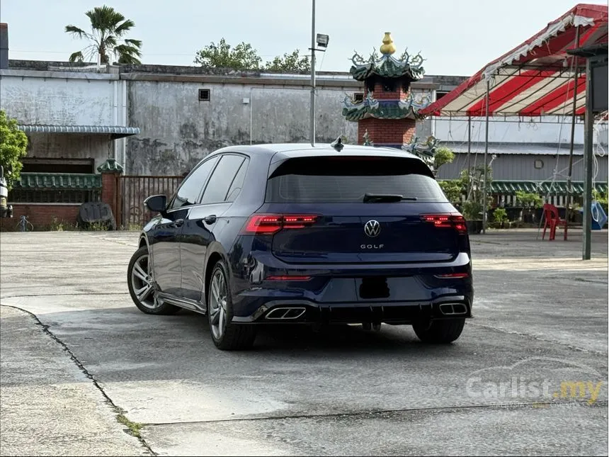 2022 Volkswagen Golf TSI R-Line Hatchback