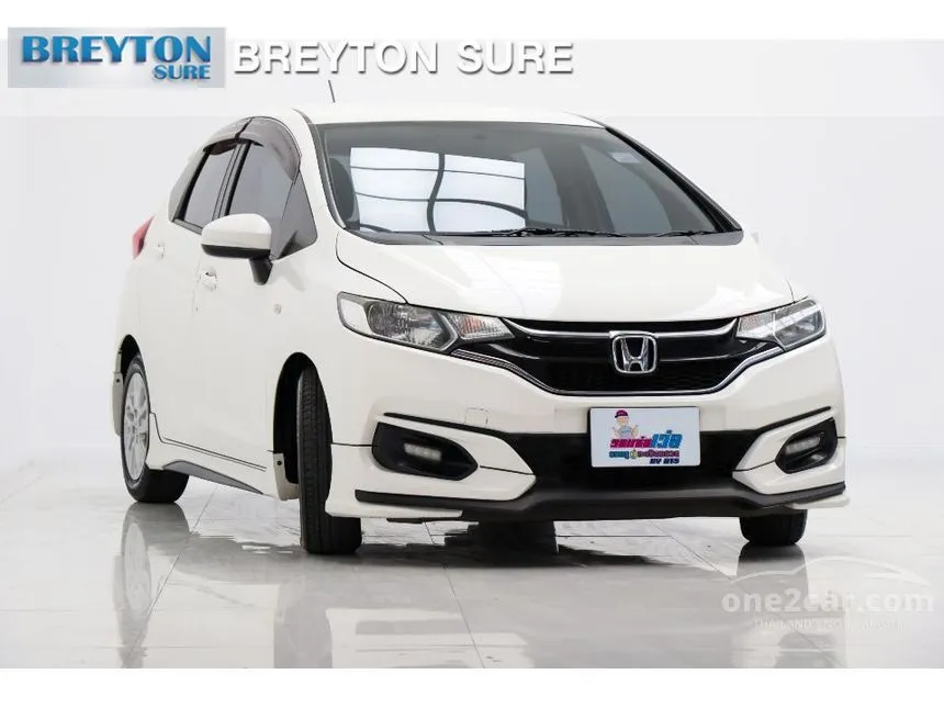 2017 Honda JAZZ V Hatchback