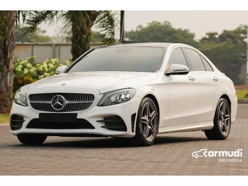 2019 Mercedes-Benz C300 AMG Line Sedan