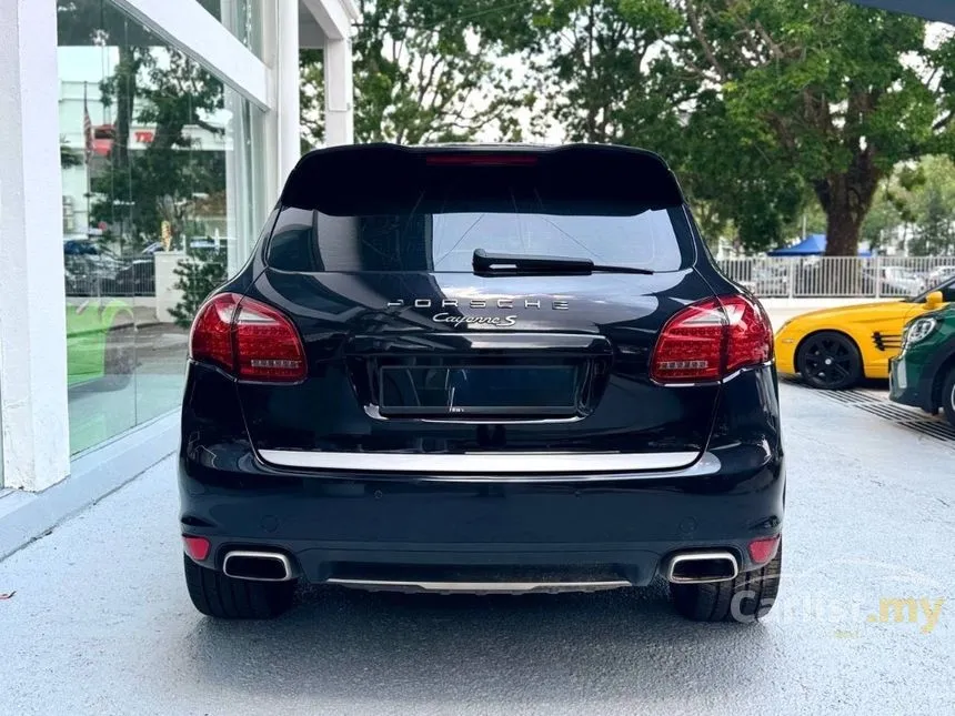 2010 Porsche Cayenne S Hybrid SUV