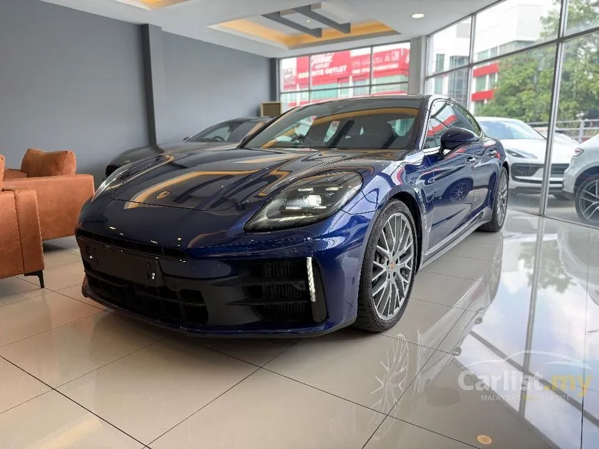 2024 Porsche Panamera Hatchback