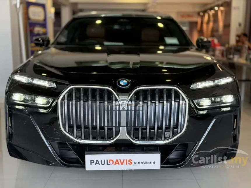 2024 BMW 750e xDrive M Sport Pure Excellence Sedan