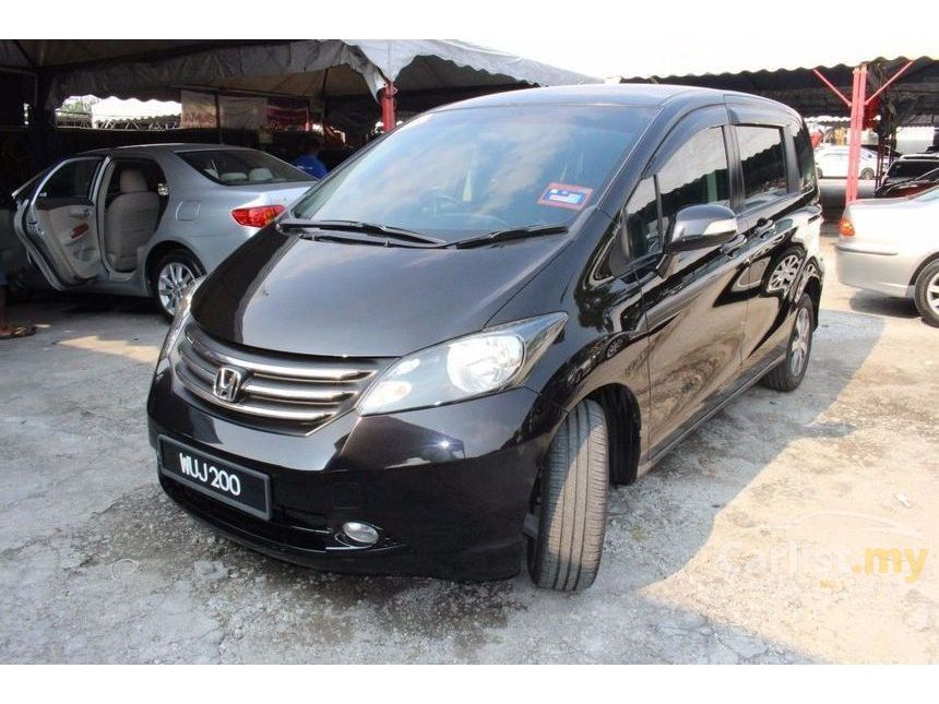 Honda freed 2010 год