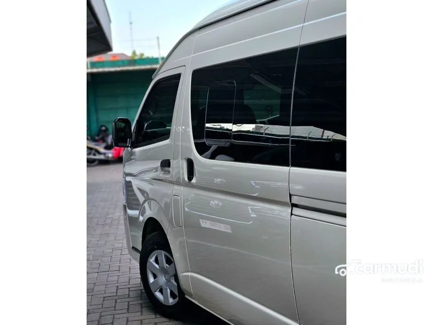 2024 Toyota Hiace Commuter Van Wagon