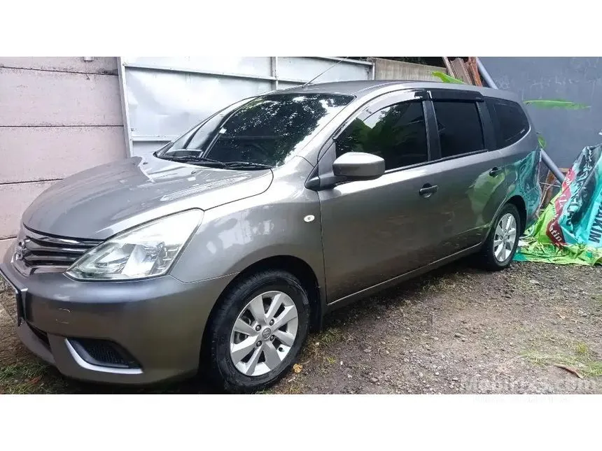 2014 Nissan Grand Livina SV MPV