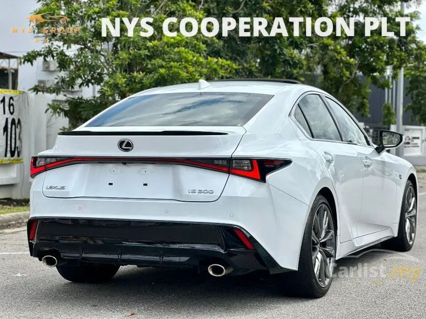 2022 Lexus IS 300 F Sport Sedan