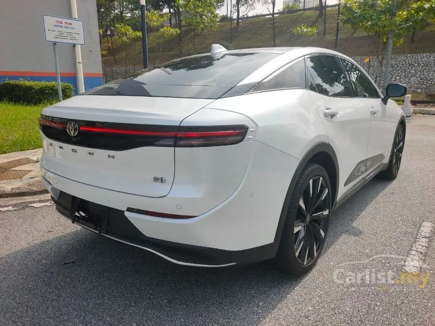 2022 Toyota Crown RS Advance Sedan