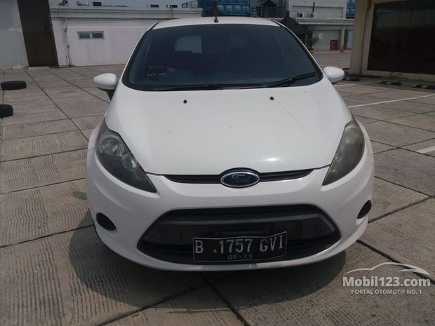 Fiesta Ford Murah  370 mobil  bekas  dijual Mobil123