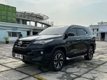 2017 Toyota Fortuner 2.4 TRD 4X2 SUV