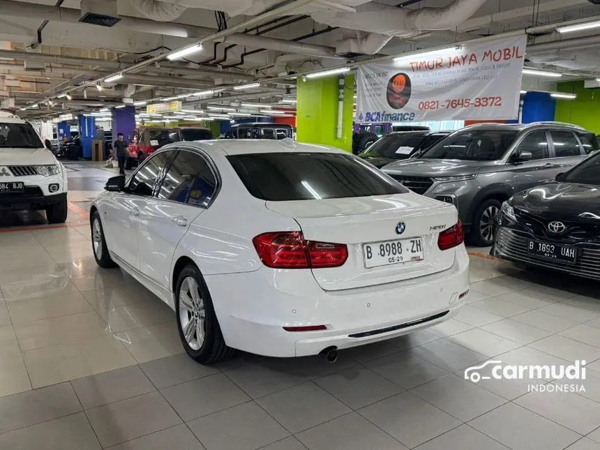 2013 BMW 320i Sport Sedan