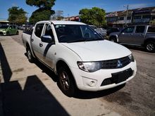 2014 Mitsubishi Triton 2.5 Lite Pickup Truck