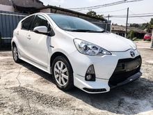2014 Toyota Prius C 1.5 Hybrid Hatchback FULL SPEC H/LOAN