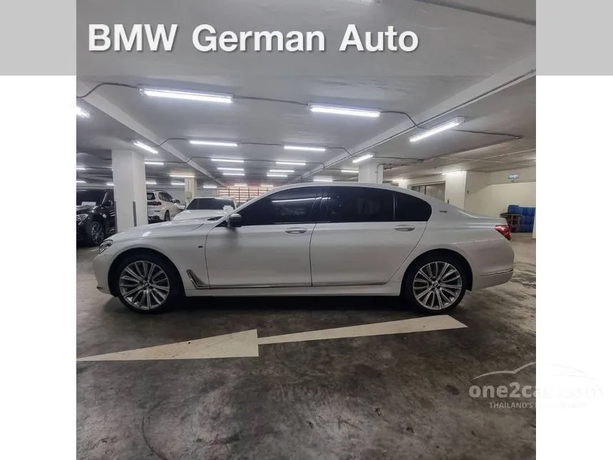 2016 BMW 740Li Pure Excellence Sedan