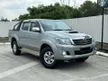 Used 2013 Toyota Hilux 2.5 G VNT Dual Cab Pickup Truck