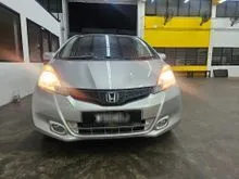 (HOT BUY) 2013 Honda Jazz 1.5 Hatchback