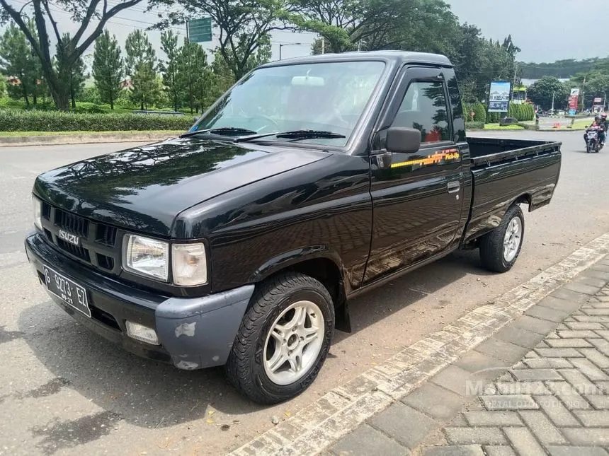 2015 Isuzu Pickup Standard Pick-up