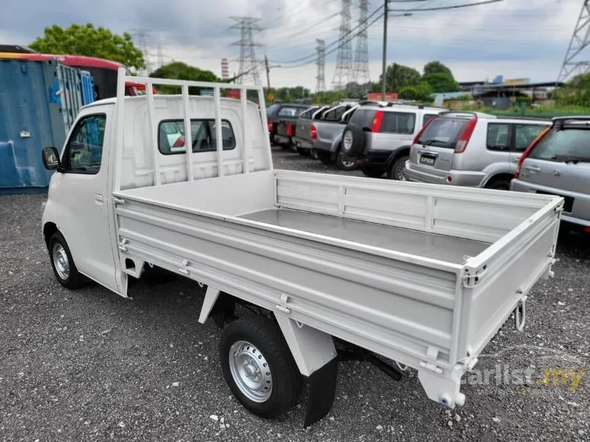 2014 Daihatsu Gran Max Steel Cargo Cab Chassis