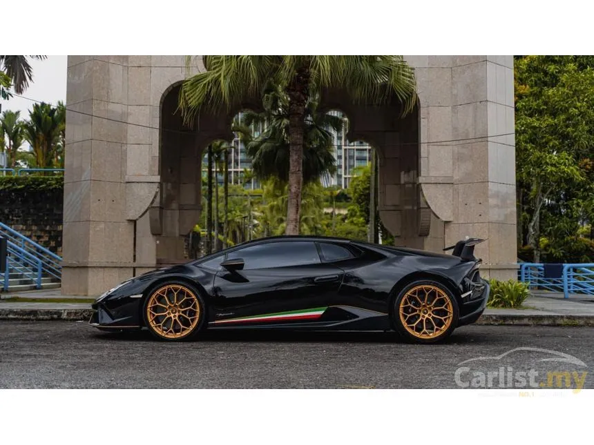 2018 Lamborghini Huracan Performante Coupe