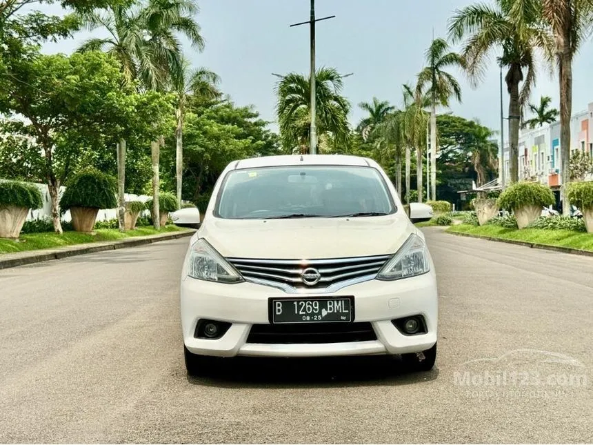 Jual Mobil Nissan Grand Livina 2015 XV 1.5 di DKI Jakarta Automatic MPV Putih Rp 110.000.000