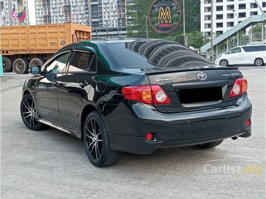 2010 Toyota Corolla Altis E Sedan