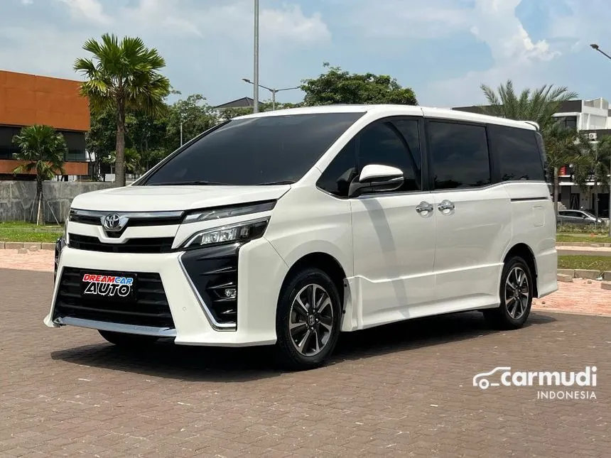 Jual Mobil Toyota Voxy 2020 2.0 di DKI Jakarta Automatic MPV Putih Rp 335.000.000