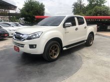 2013 Isuzu D-Max 3.0 CAB-4 (ปี 11-17) Hi-Lander Z-Prestige Pickup MT